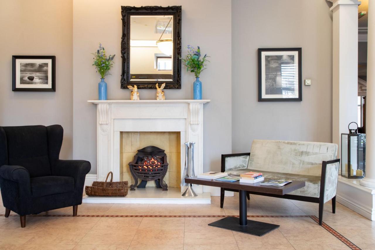 The Caledonian New Southlands Hotel スカーバラ エクステリア 写真