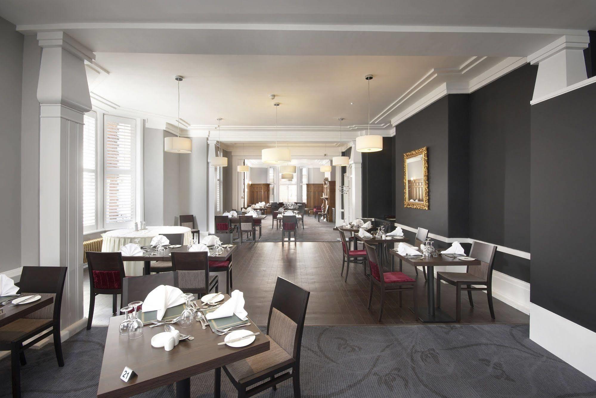 The Caledonian New Southlands Hotel スカーバラ エクステリア 写真