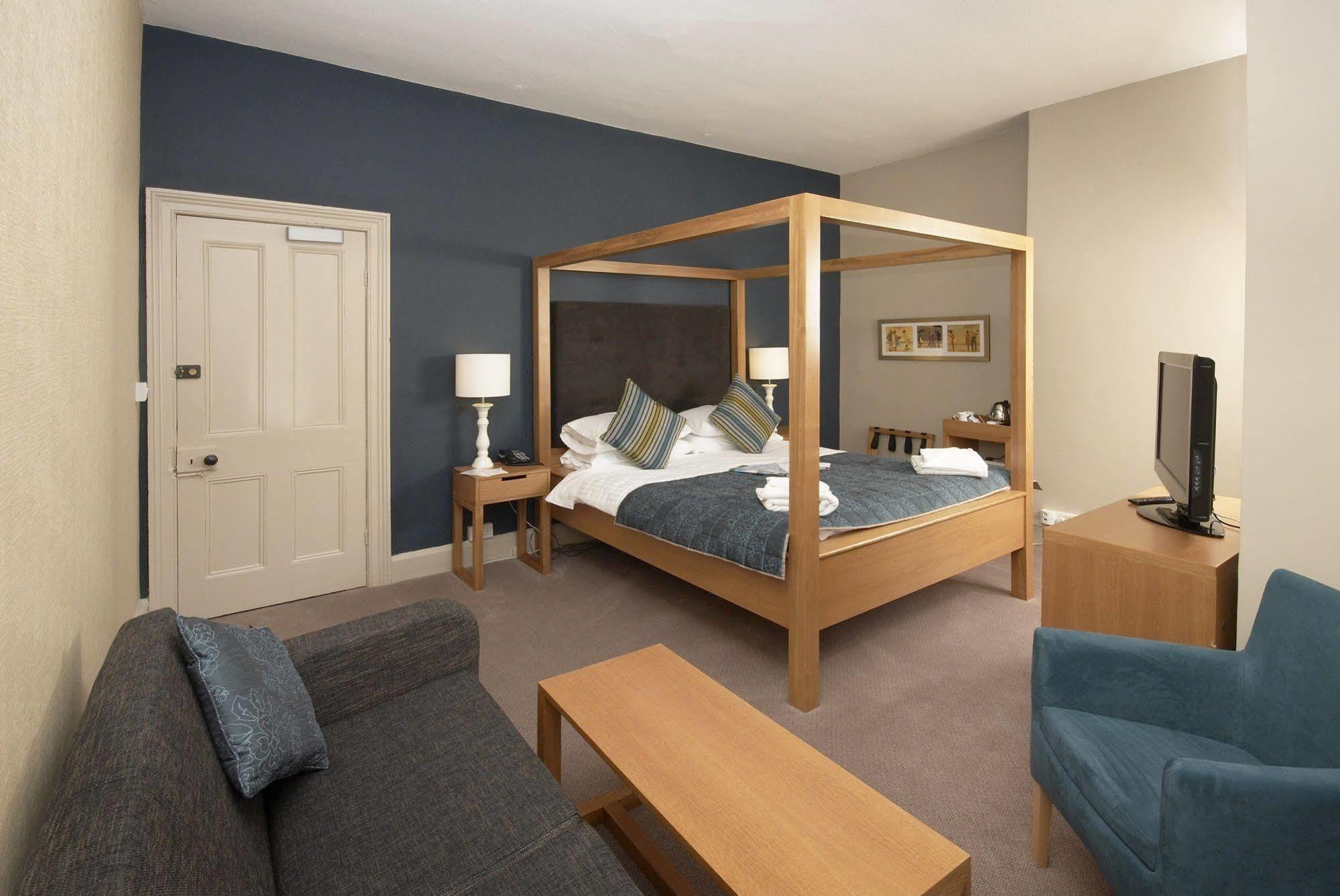 The Caledonian New Southlands Hotel スカーバラ エクステリア 写真